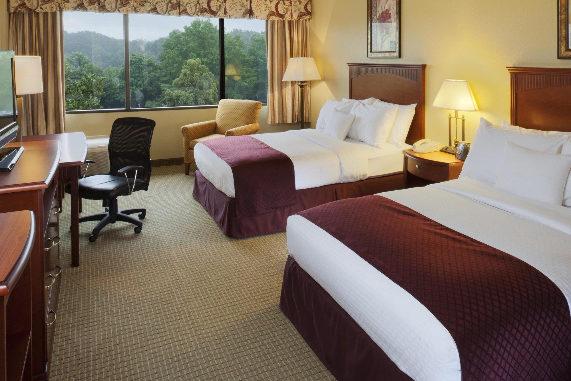 Doubletree By Hilton Charlottesville Exteriér fotografie